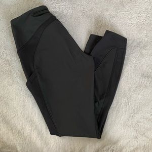 Lululemon size 8 Fast and free tight